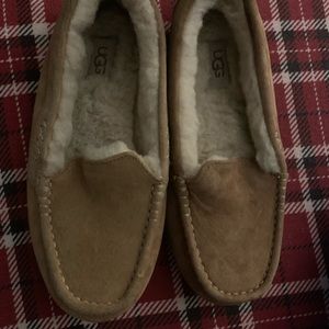 Ugg moccasins size 6